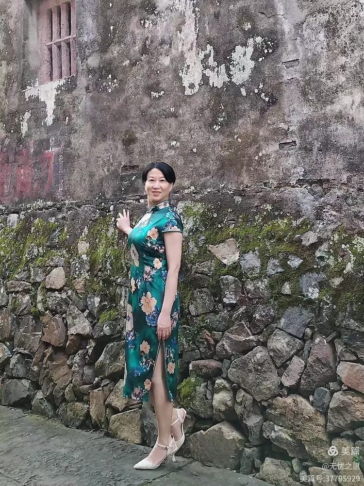 [旗袍裙风采]小姨婆的嫁衣